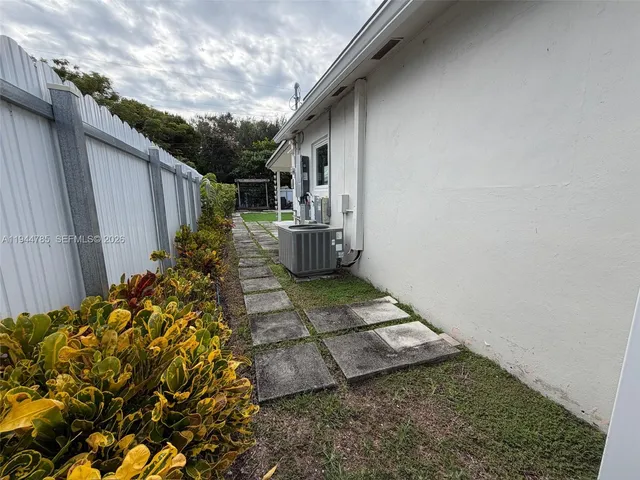 $3,100 | 9920 Jamaica Drive, Cutler Bay, FL 33189
