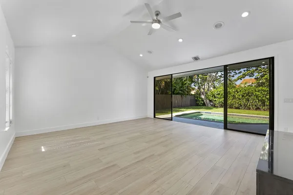 $8,000 | 150 Lucina Drive, Hypoluxo, FL 33462