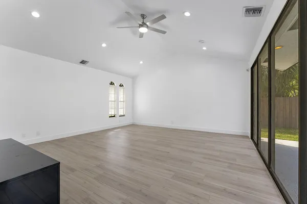 $8,000 | 150 Lucina Drive, Hypoluxo, FL 33462