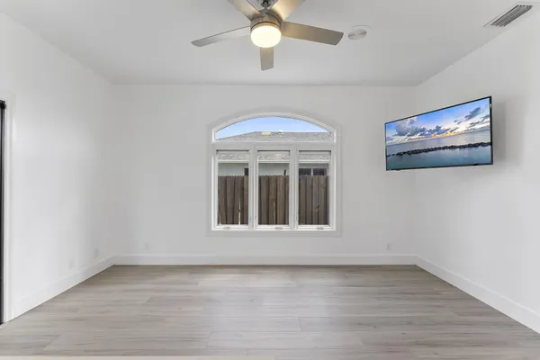 $8,000 | 150 Lucina Drive, Hypoluxo, FL 33462