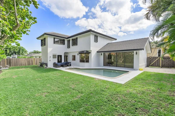 $8,000 | 150 Lucina Drive, Hypoluxo, FL 33462