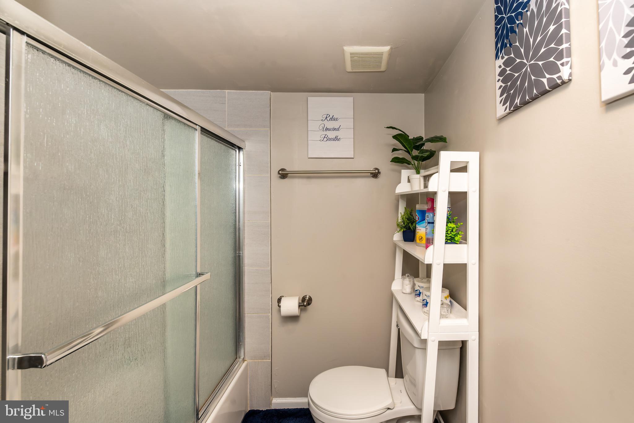 421 East Maple Avenue Lindenwold, NJ 08021 - Photo 35 of 40