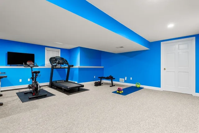 $859,000 | 35 Stockbridge Road, Bridgewater, MA 02324