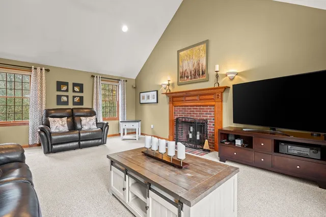 $859,000 | 35 Stockbridge Road, Bridgewater, MA 02324