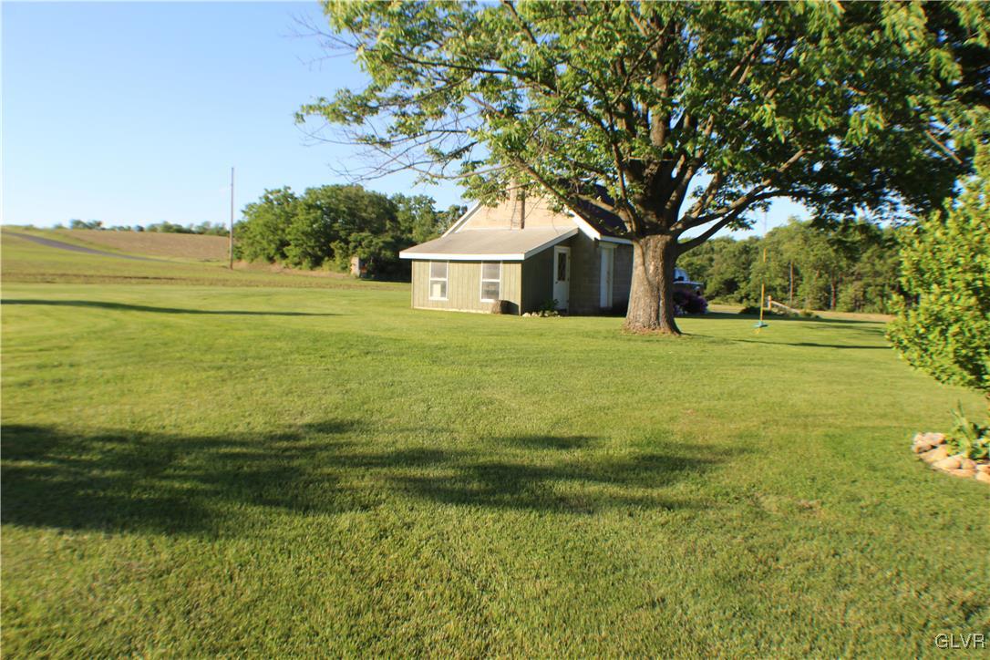 8435 Valley View Road Northampton, PA 18067 - Photo 18 of 49 Gallery Image 18