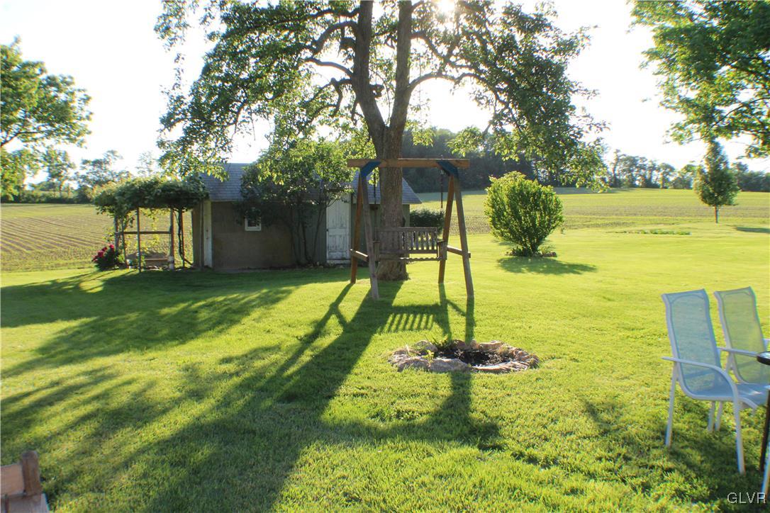 8435 Valley View Road Northampton, PA 18067 - Photo 9 of 49 Gallery Image 9