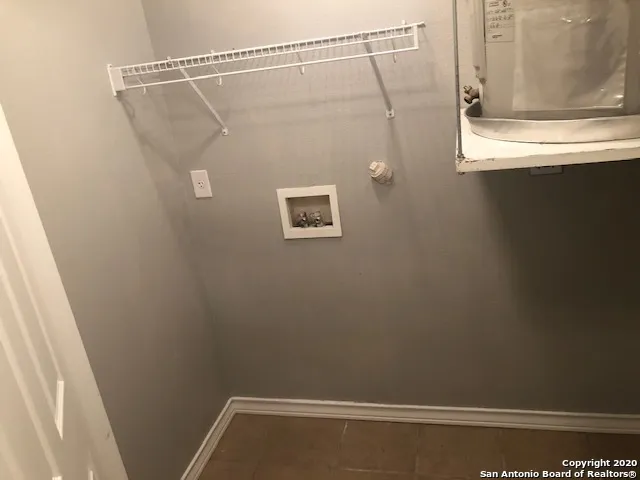 $1,000 | 4919 Ali Avenue, Unit 3, San Antonio, TX 78229