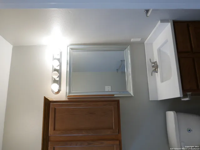 $1,000 | 4919 Ali Avenue, Unit 3, San Antonio, TX 78229