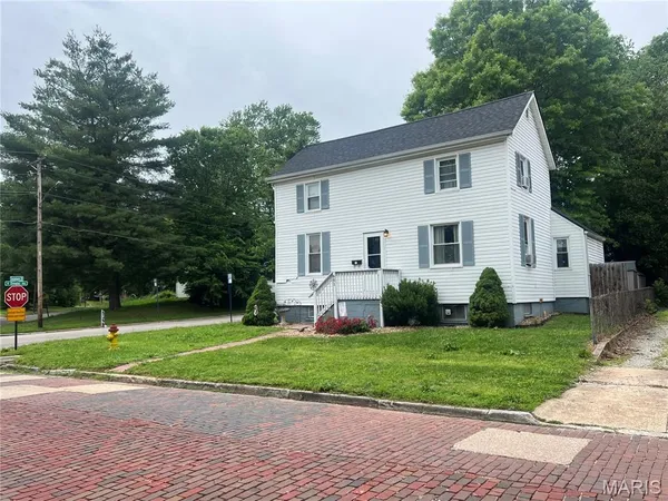 $154,000 | 601 Sycamore Street, Belleville, IL 62220