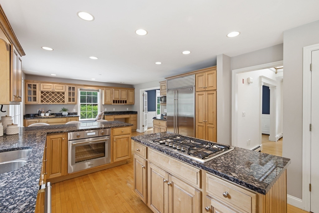 2 Stonecleave Road North Reading, MA 01864 - Photo 11 of 42
