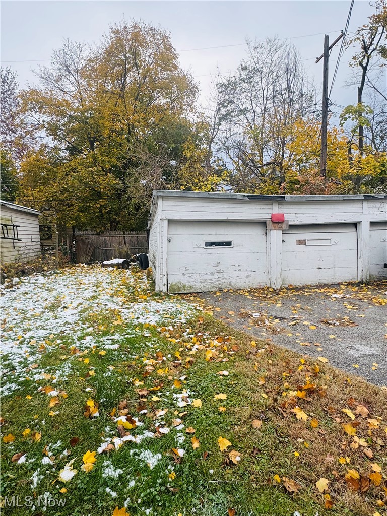 1872 Lampson Road Cleveland, OH 44112 - Photo 28 of 28 View of detached garage