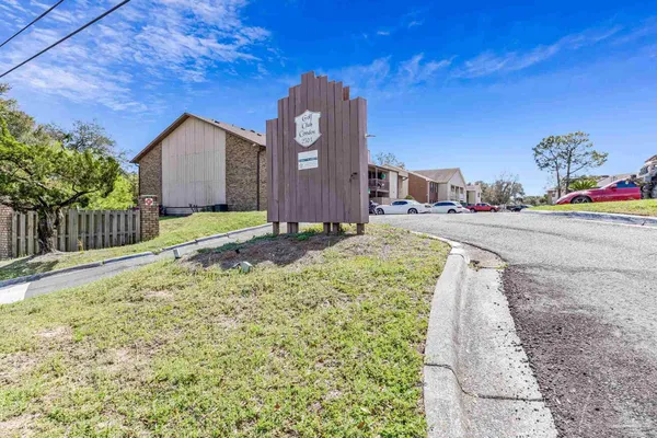 $122,499 | 2303 West Michigan Avenue, Unit B1, Pensacola, FL 32526