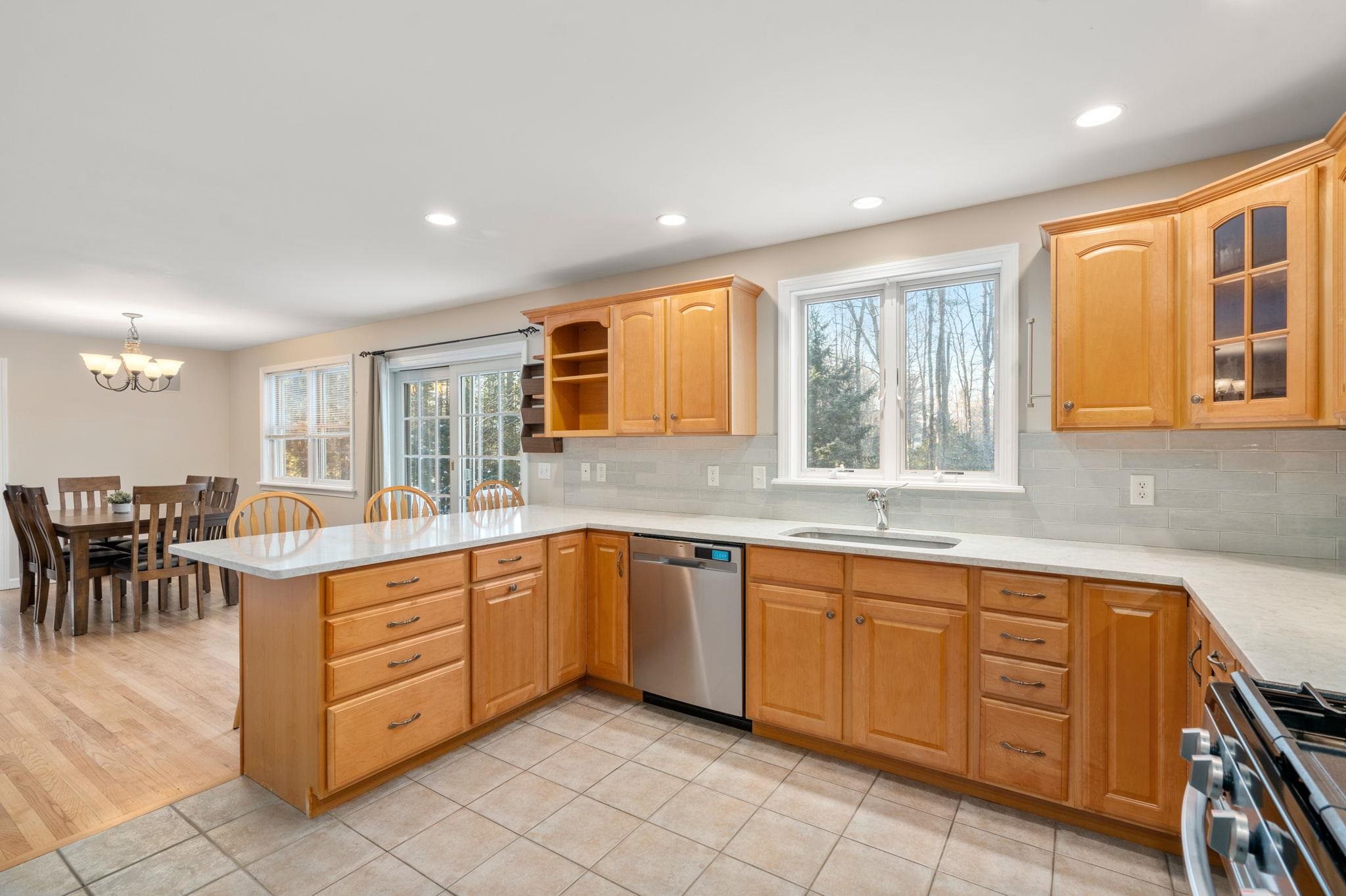 12 Meadow Lane Rochester, NH 03867 - Photo 20 of 38