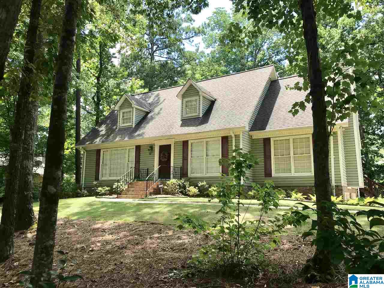1932 Crossvine Road Hoover, AL 35244 - Photo 3 of 30