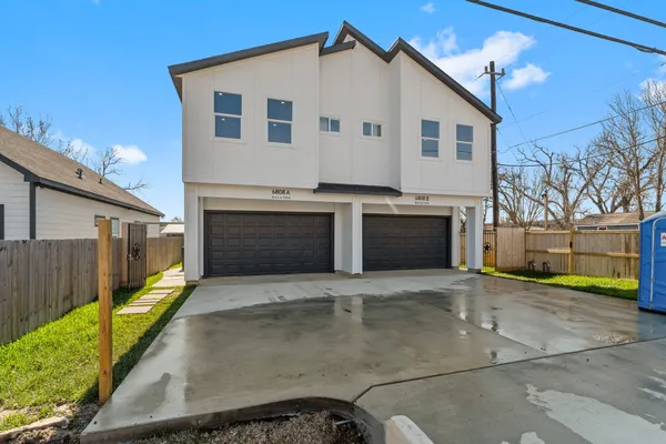 $2,200 | 6808 Ralston Street, Unit B, Houston, TX 77016