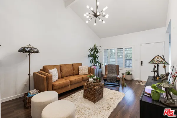 $579,000 | 25795 Vista Fairways Drive, Valencia, CA 91355