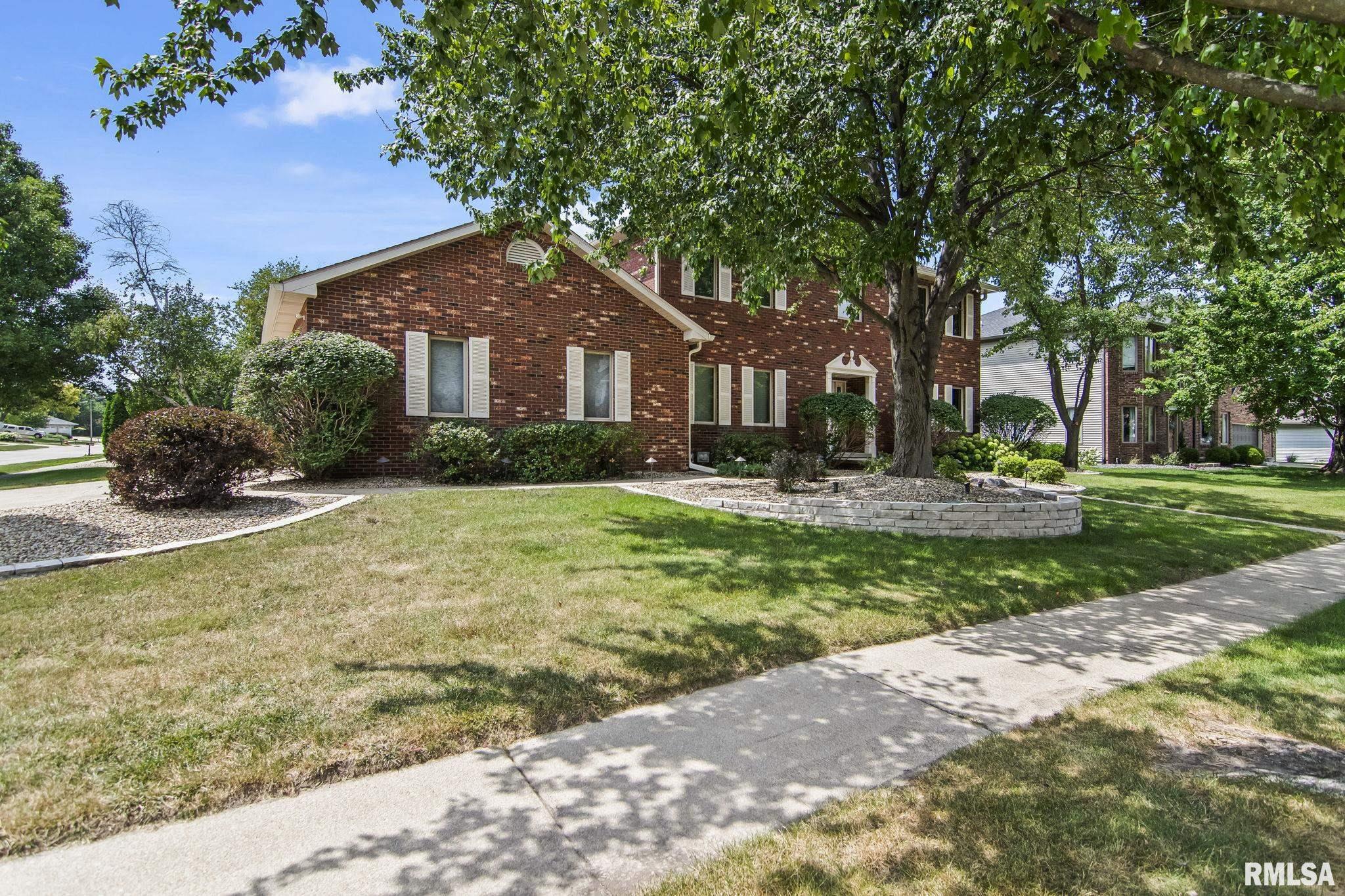 401 Colbrook Drive Springfield, IL 62702 - Photo 4 of 65