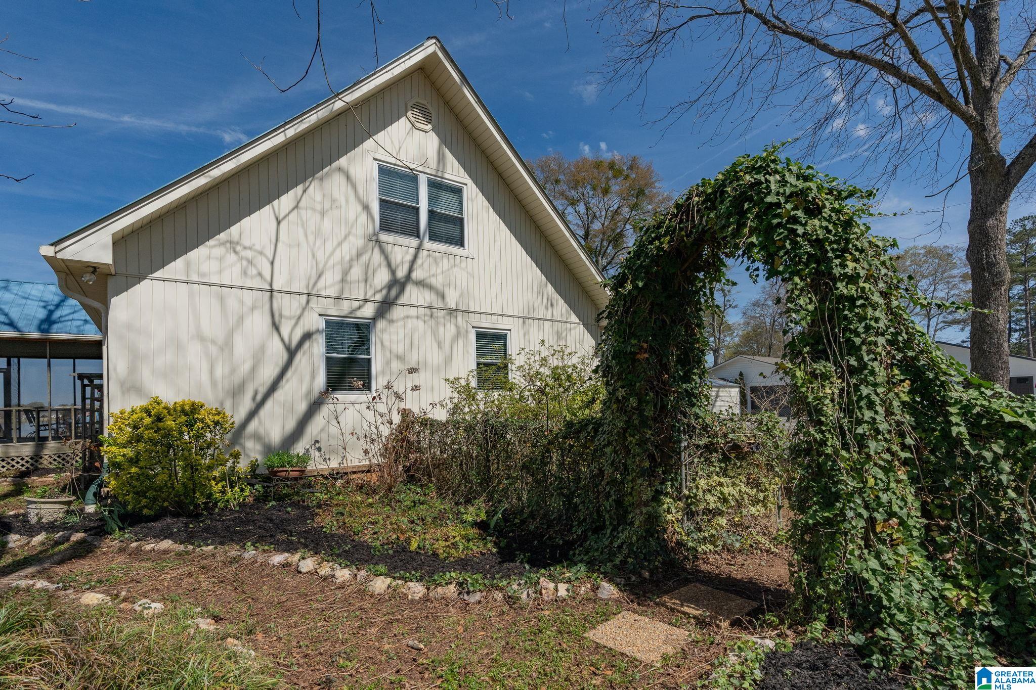 4557 Griffitt Bend Road Talladega, AL 35160 - Photo 55 of 68
