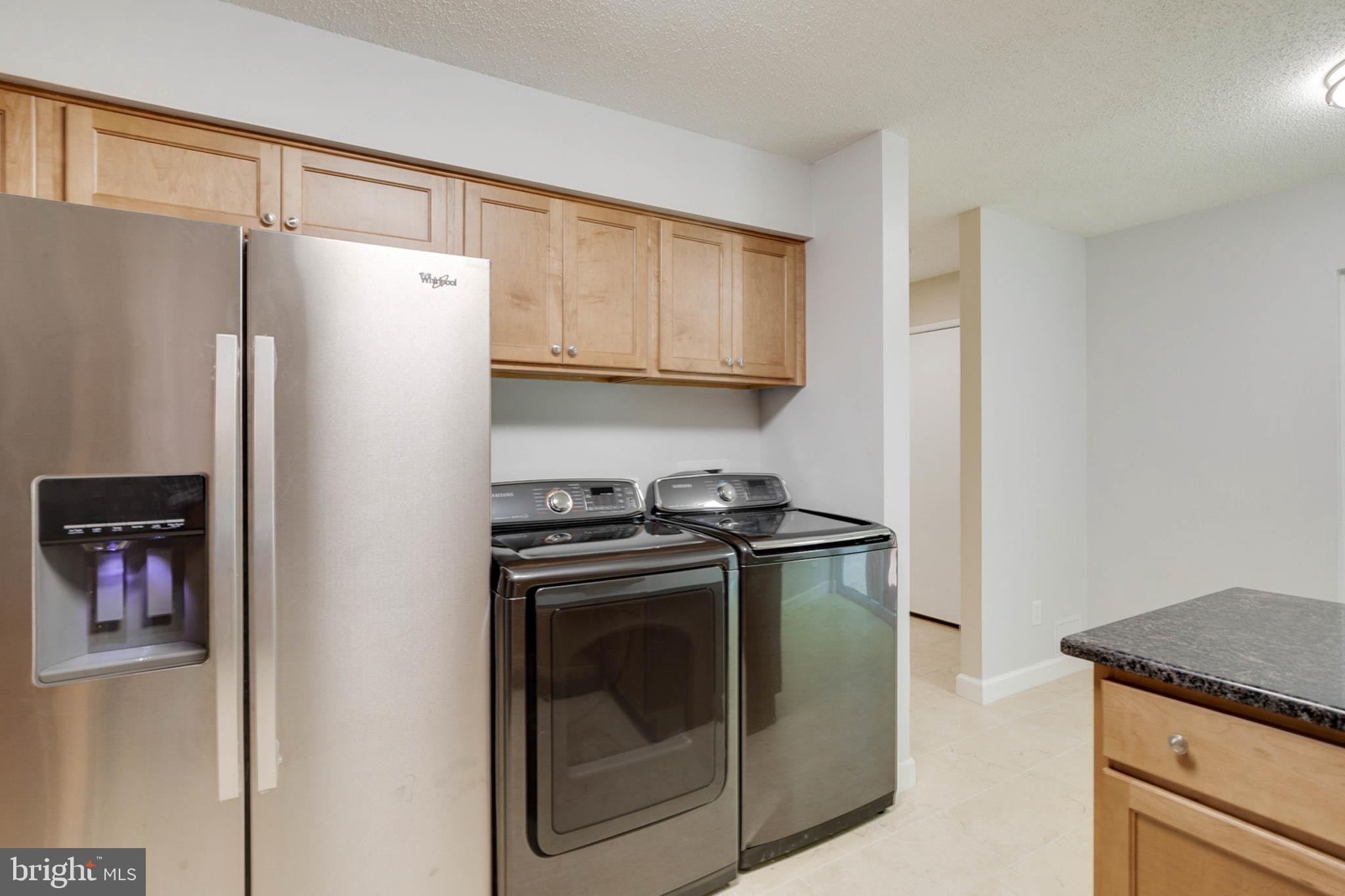 2316 Southgate Square Reston, VA 20191 - Photo 11 of 34 Kitchen - all new Stainless Appliances