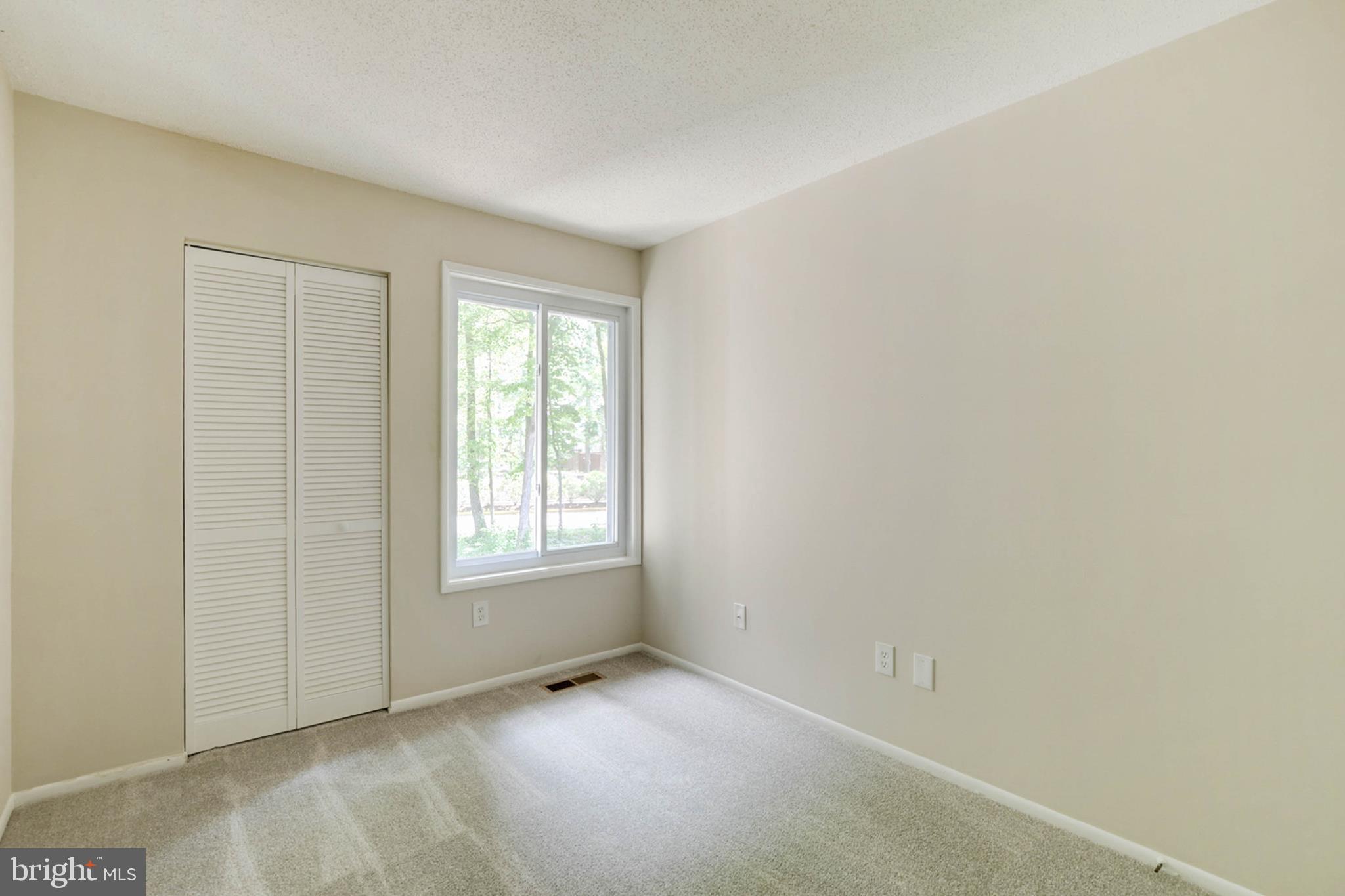 2316 Southgate Square Reston, VA 20191 - Photo 25 of 34 2nd Bedroom