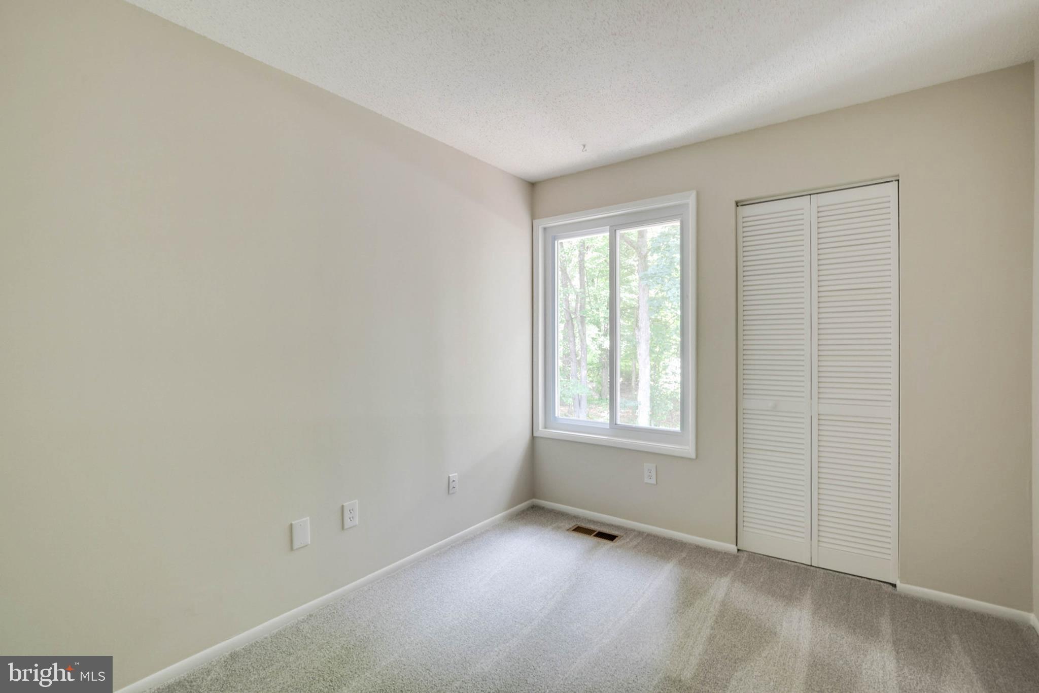 2316 Southgate Square Reston, VA 20191 - Photo 26 of 34 3rd Bedroom