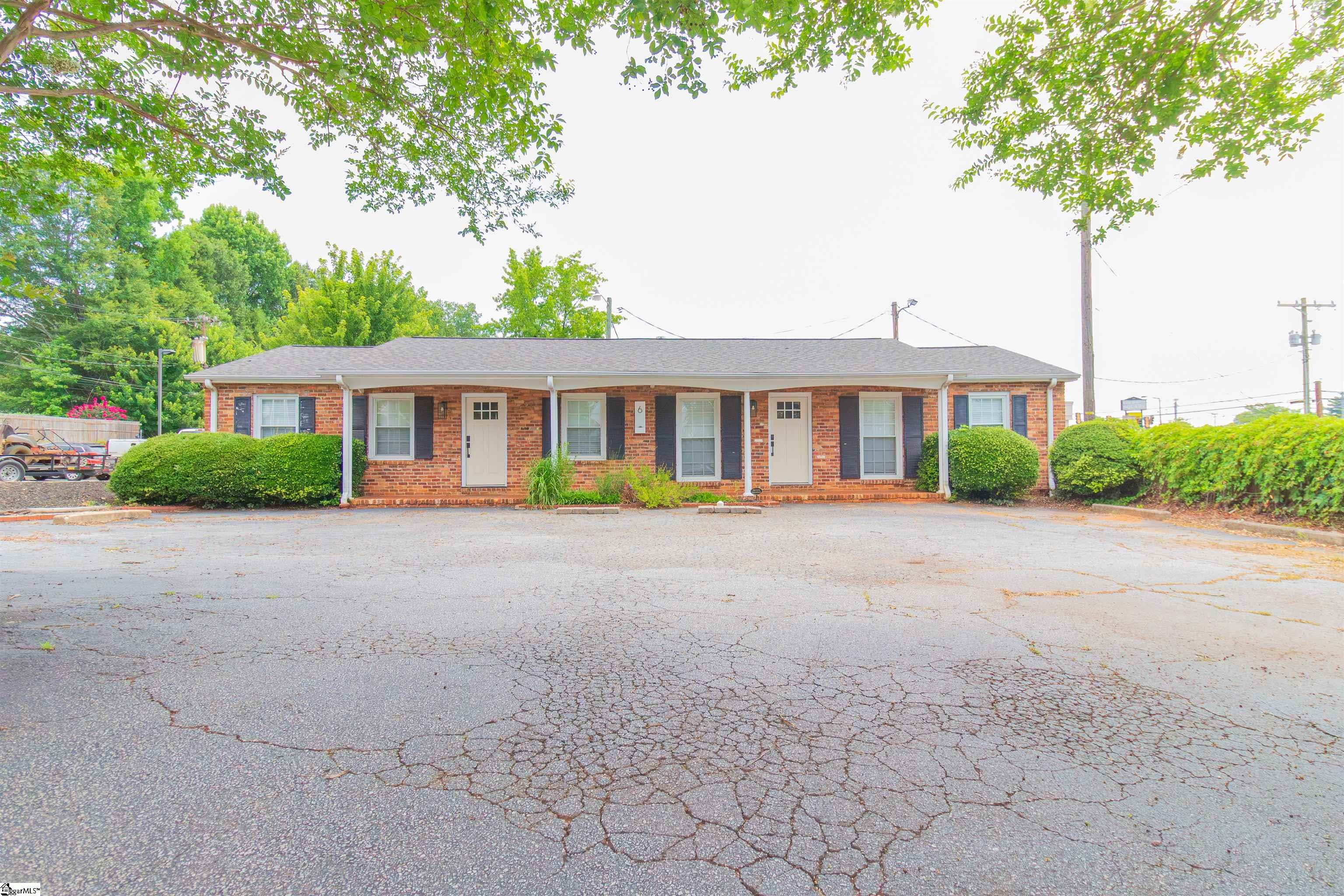 6 Brookside Circle Greenville, SC 29609 - Photo 1 of 22
