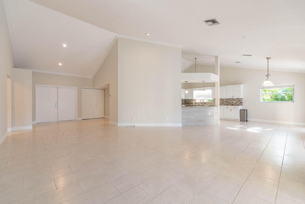 251 Northwest 69th Street Boca Raton, FL 33487 - Photo 14 of 36 20250716-251 NW 69th Street-0050