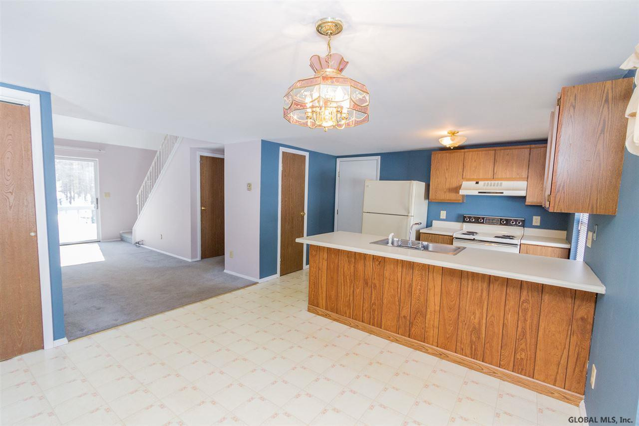 160 Thimbleberry Road Malta, NY 12020 - Photo 5 of 25 Photo 5