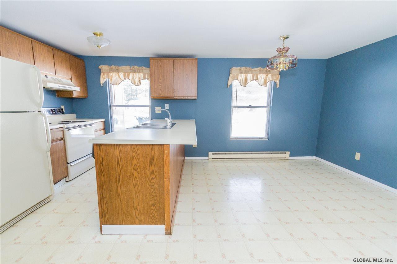 160 Thimbleberry Road Malta, NY 12020 - Photo 7 of 25 Photo 7