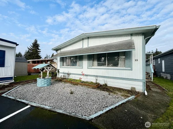 $99,000 | 11622 Silver Lake Road, Unit 55, Everett, WA 98208