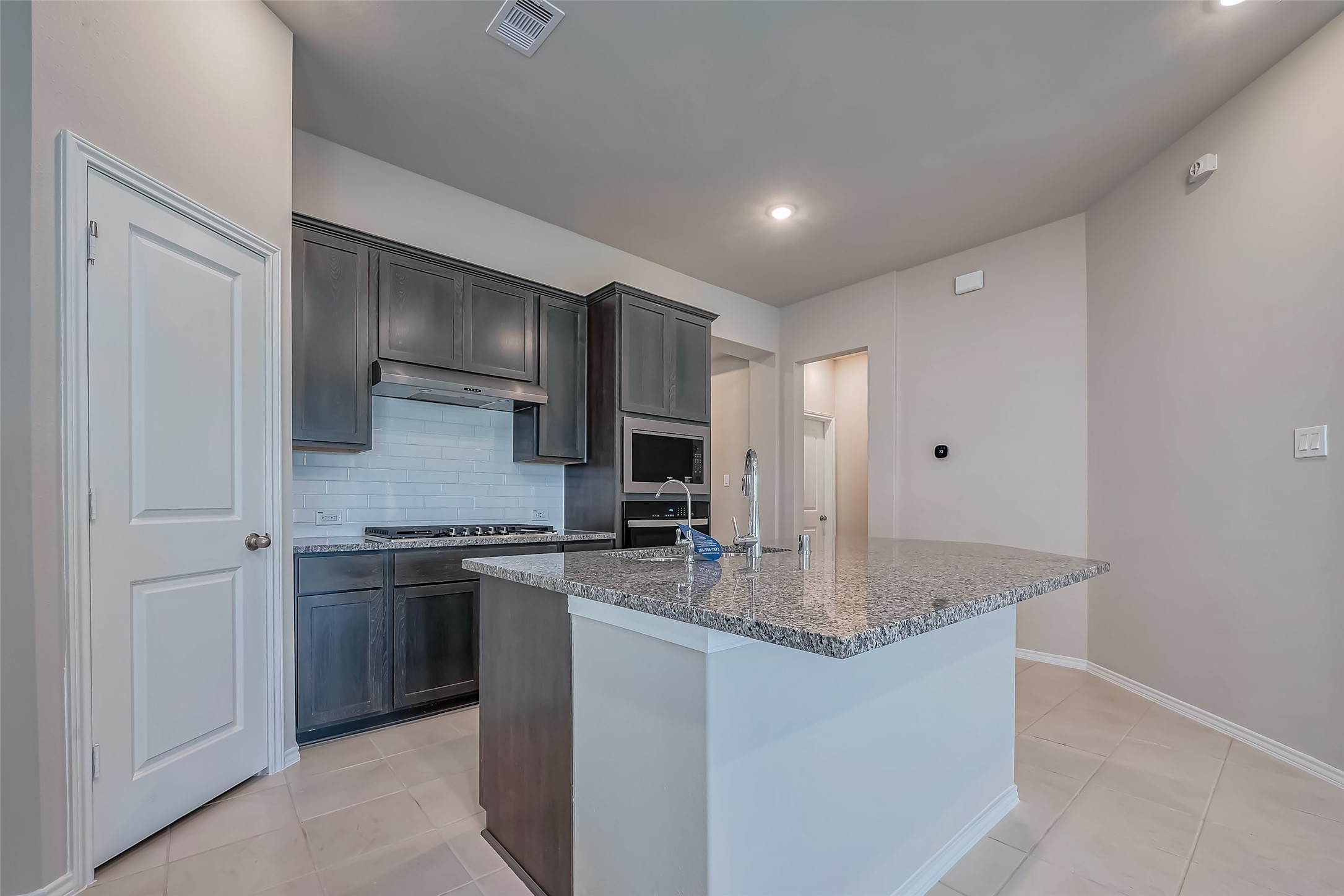 31953 Retama Rnch Drive Spring, TX 77386 - Photo 12 of 36
