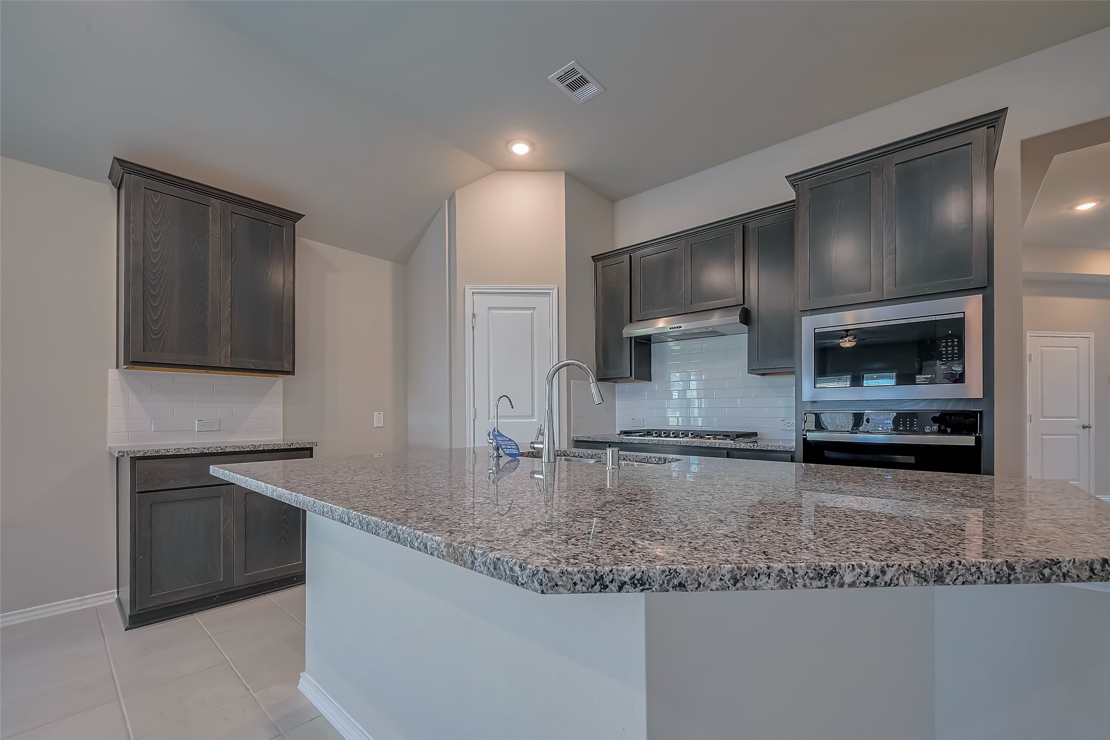 31953 Retama Rnch Drive Spring, TX 77386 - Photo 13 of 36