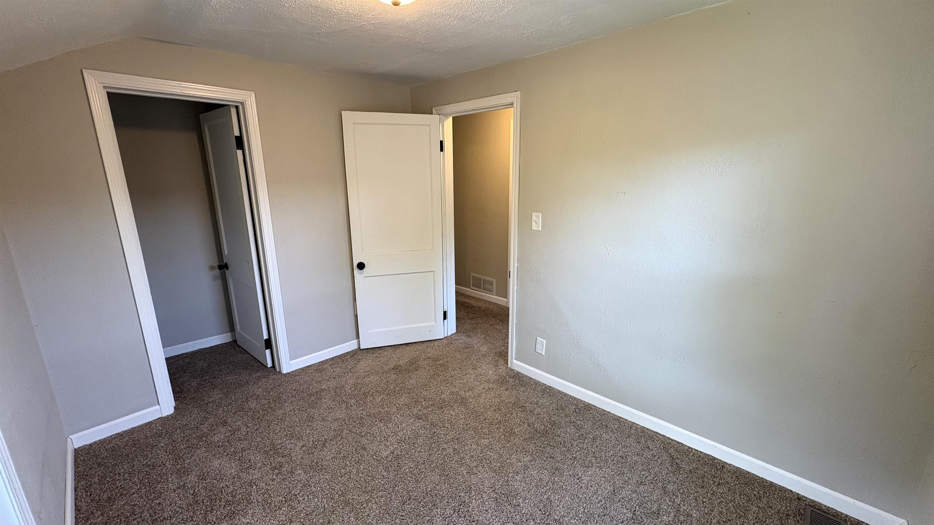 1865 Park Beloit, WI 53511 - Photo 18 of 26