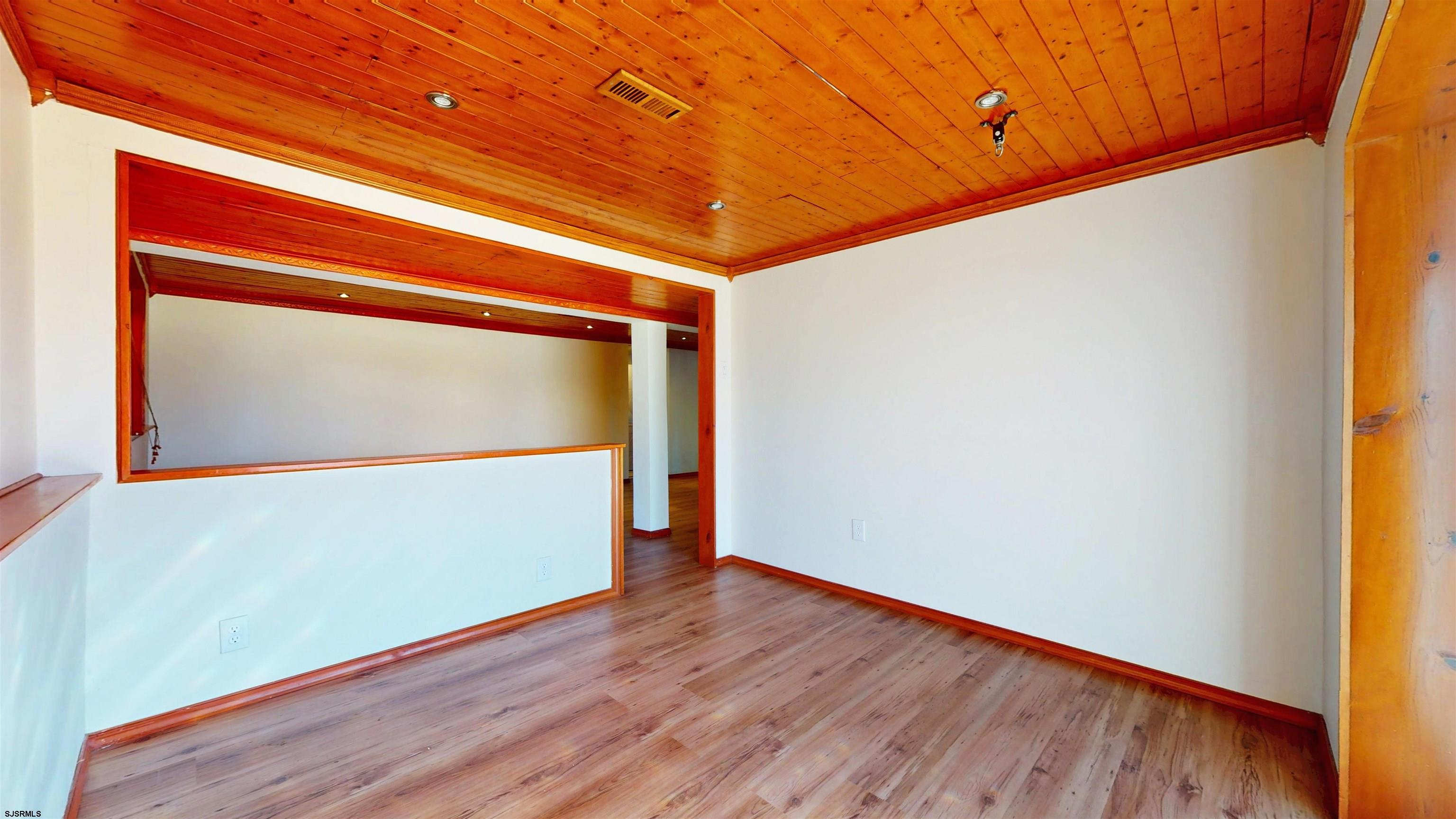 123 Devon Road Somers Point, NJ 08244 - Photo 29 of 41 a view of an empty room