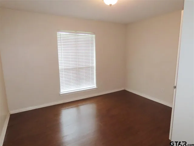 $1,350 | 15494 Farm To Market Road 849, Unit A, Lindale, TX 75771