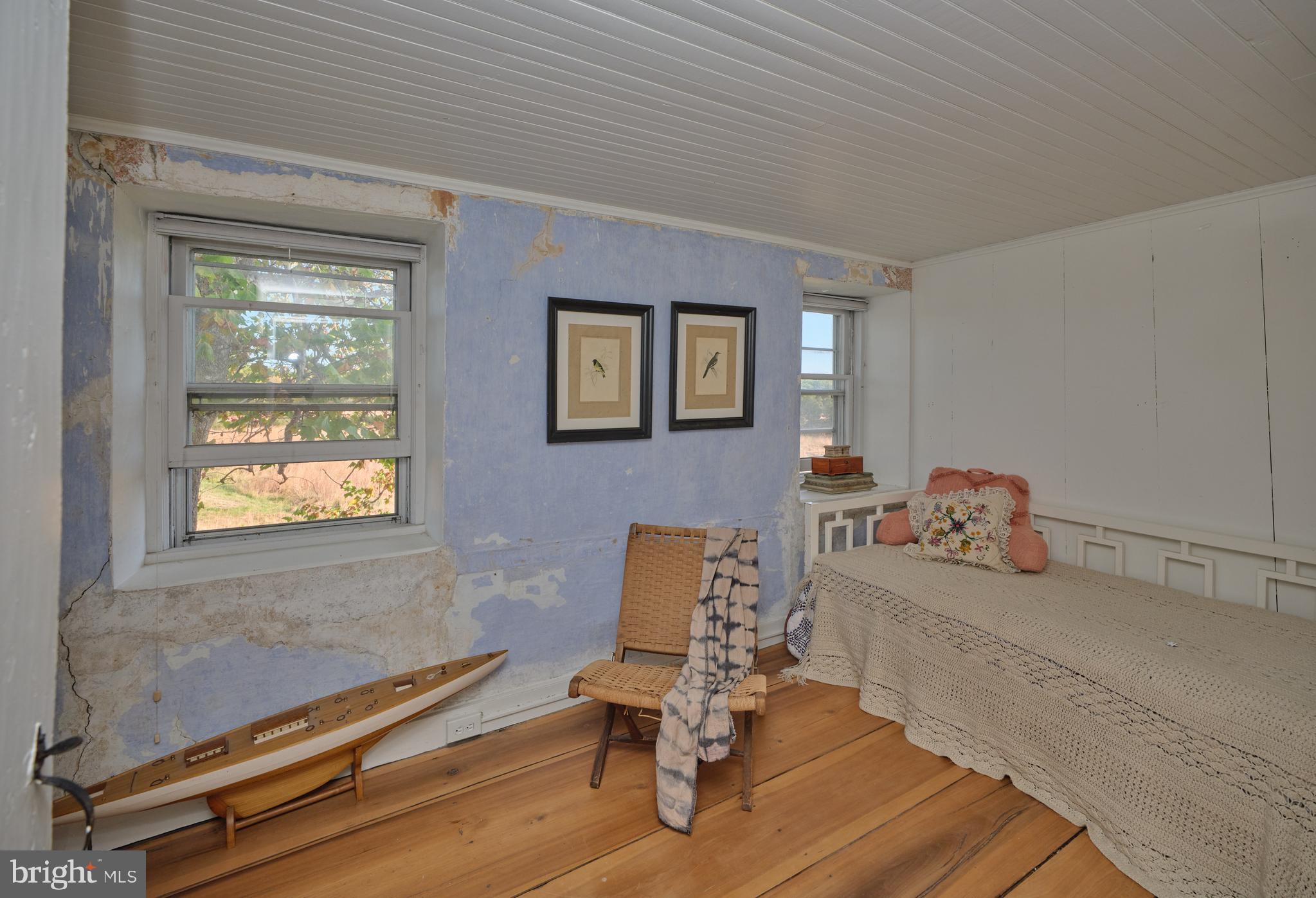641 Cafferty Road Ottsville, PA 18942 - Photo 40 of 45 a living room with furniture flowerpot and window