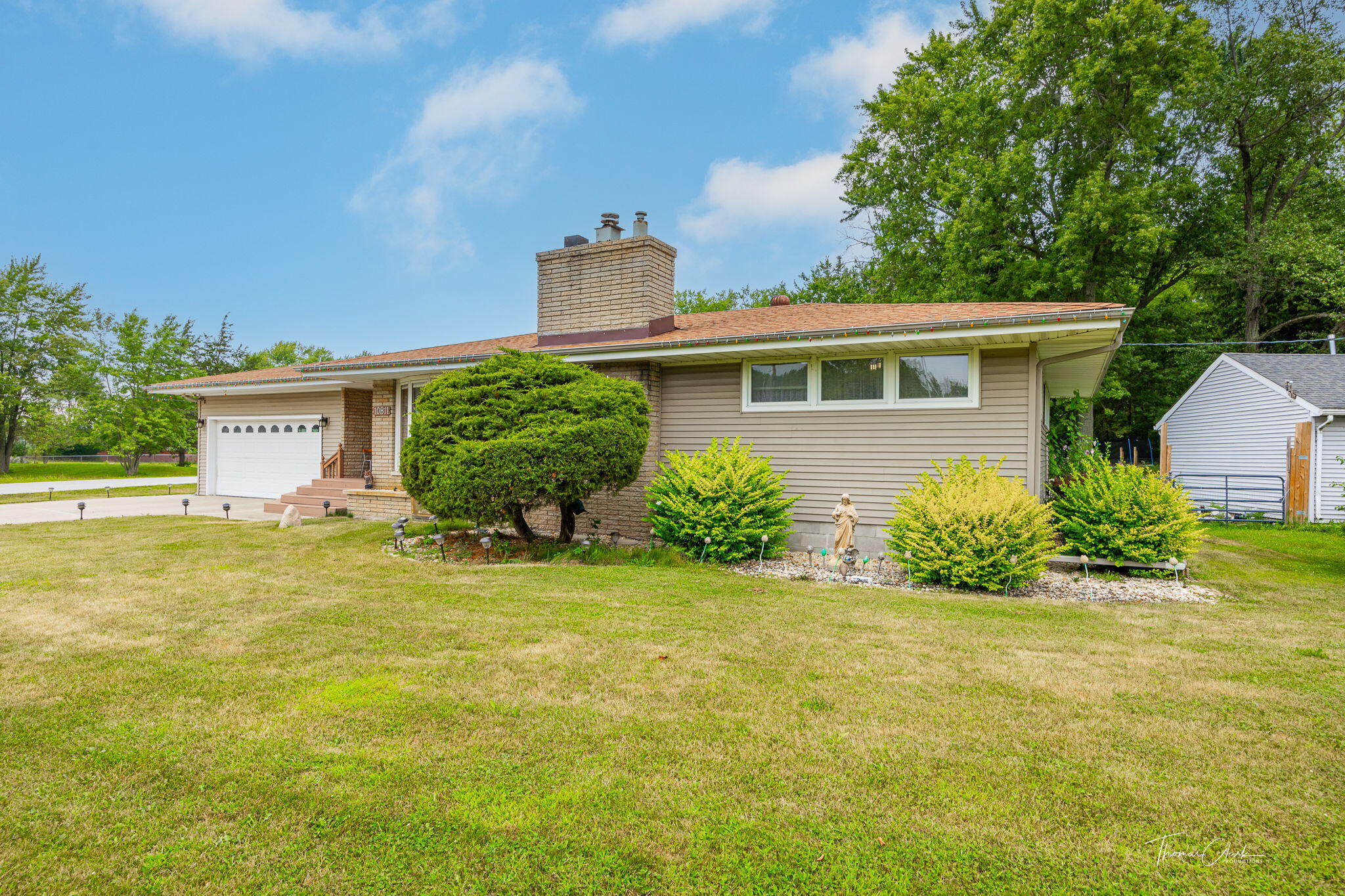 10811 Porter Street Crown Point, IN 46307 - Photo 6 of 40 2048x1365
