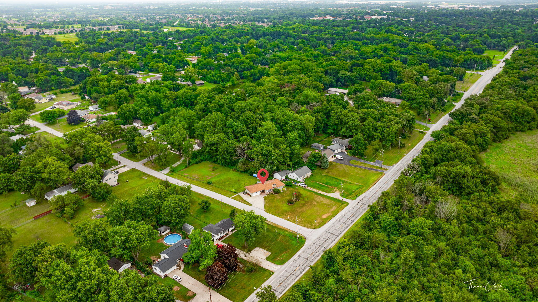 10811 Porter Street Crown Point, IN 46307 - Photo 9 of 40 2048x1151