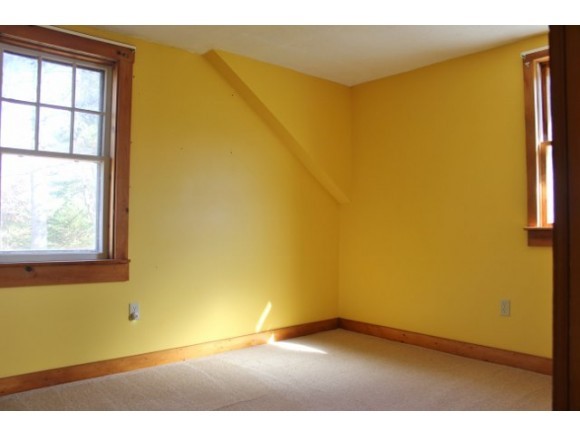 704 Pleasant Valley Road Springfield, VT 05156 - Photo 21 of 22