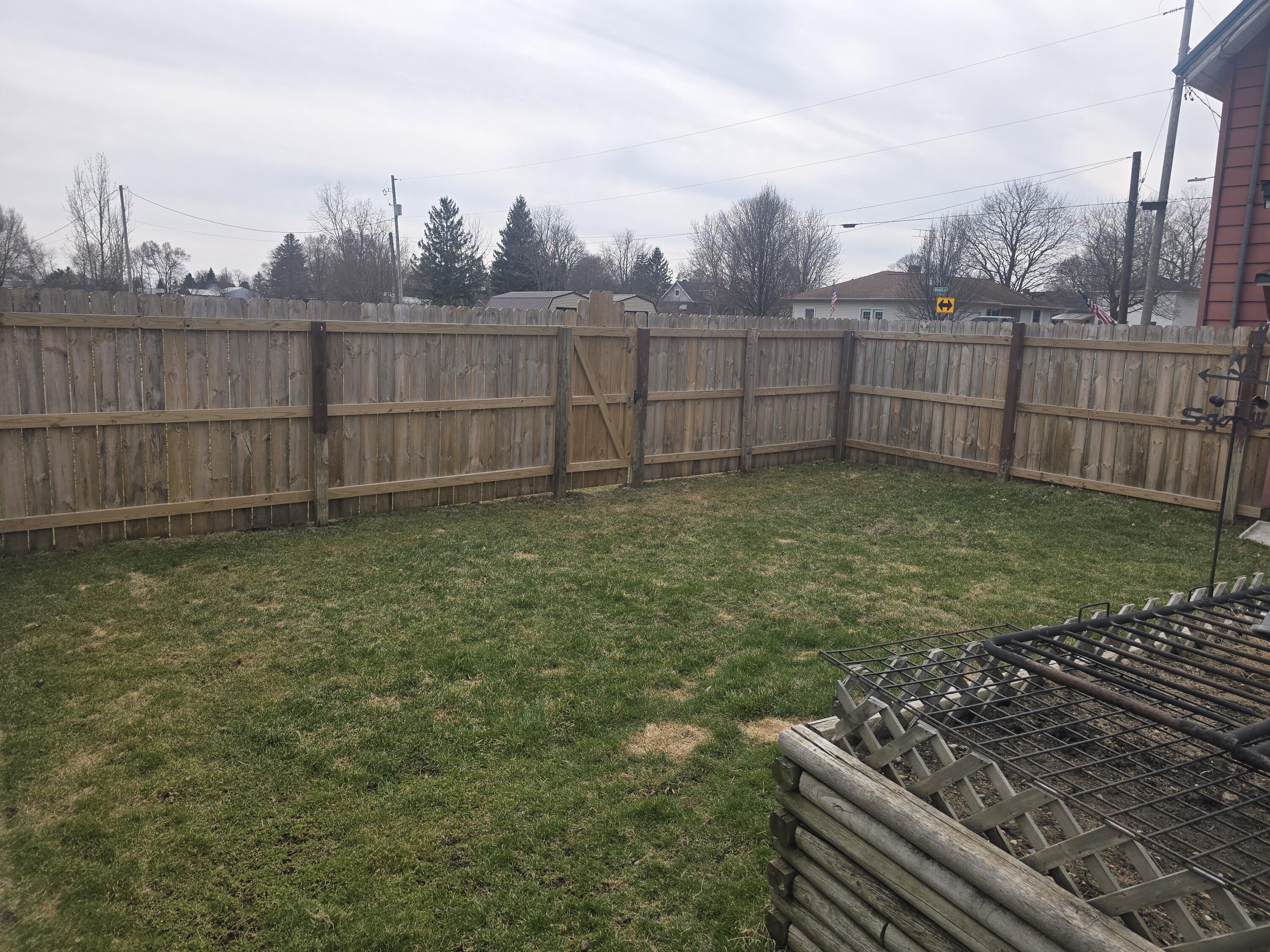 223 Howell Street South Middleton, MI 48856 - Photo 17 of 23 Back yard