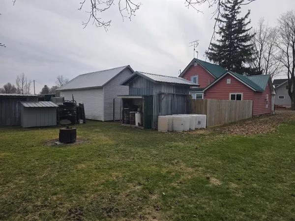 $130,000 | 223 Howell Street South, Middleton, MI 48856