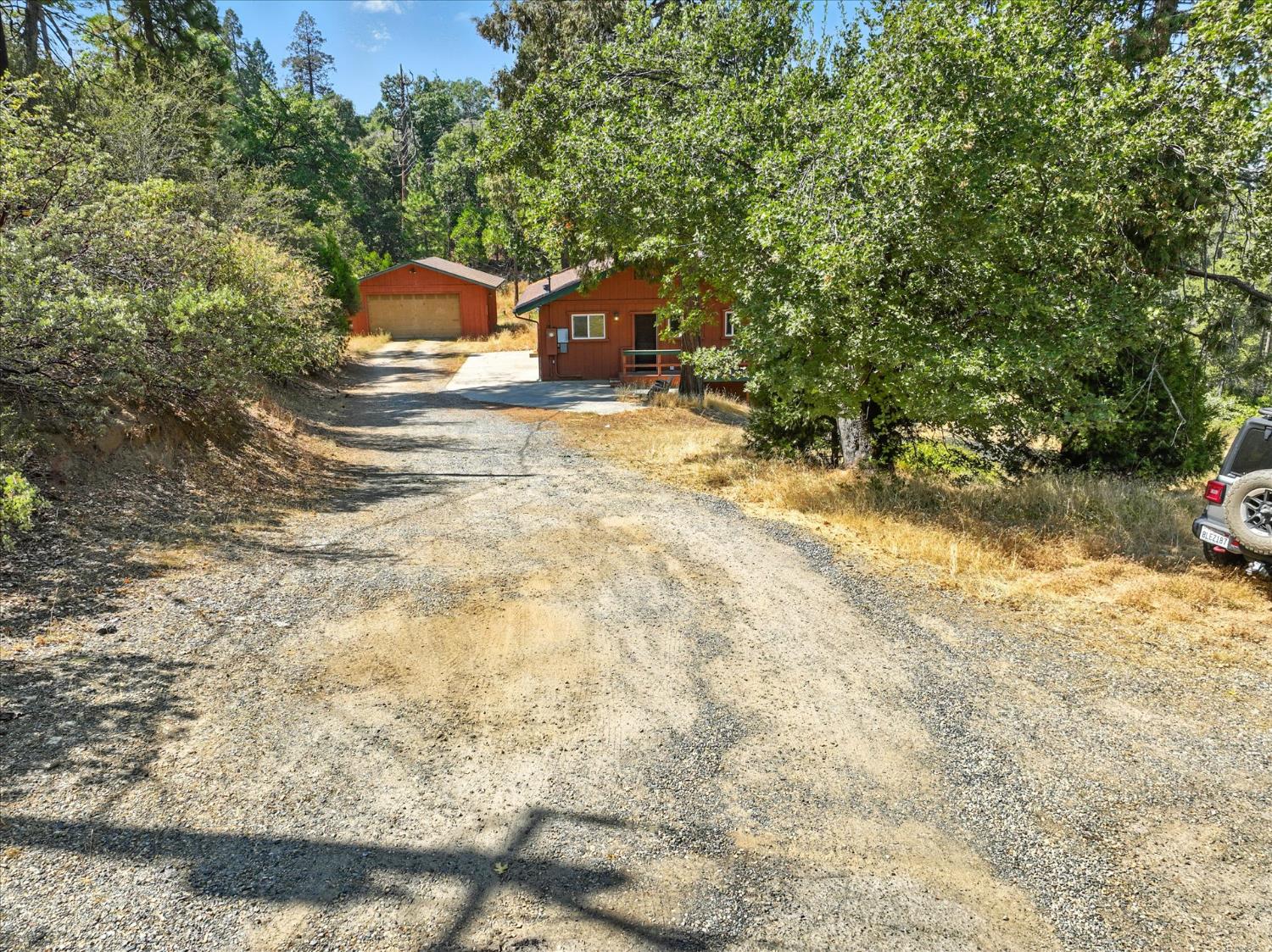 39712 Deer Ridge Drive Oakhurst, CA 93644 - Photo 40 of 40 a view of outdoor space and yard