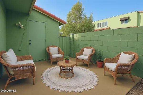 $275,000 | 10215 North 8th Street, Unit B, Phoenix, AZ 85020