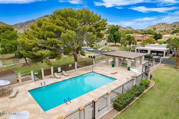 $275,000 | 10215 North 8th Street, Unit B, Phoenix, AZ 85020