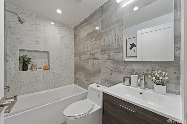 $1,850,000 | 1822 27th Avenue, San Francisco, CA 94122