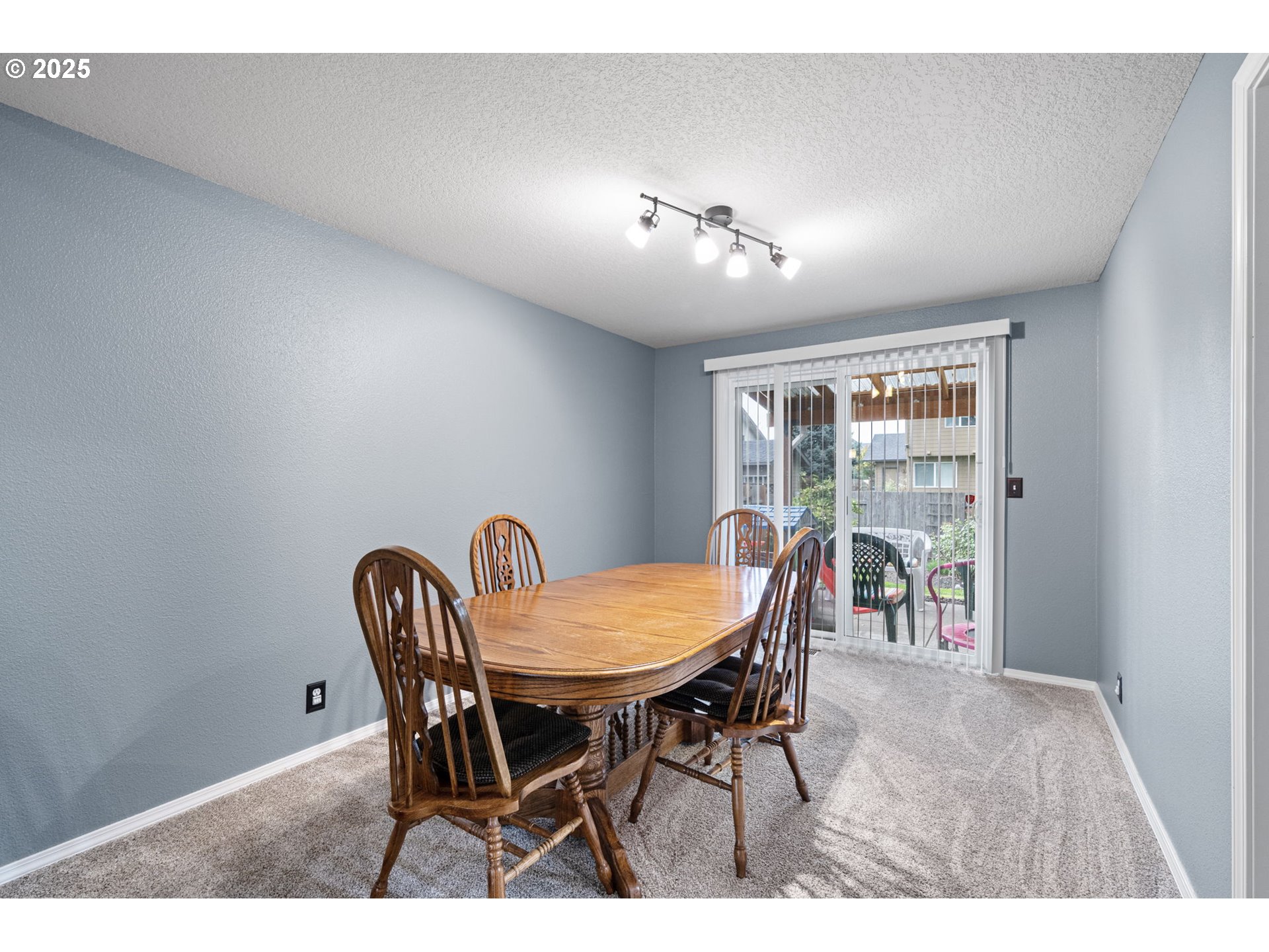 4278 Torrington Avenue Eugene, OR 97404 - Photo 9 of 48