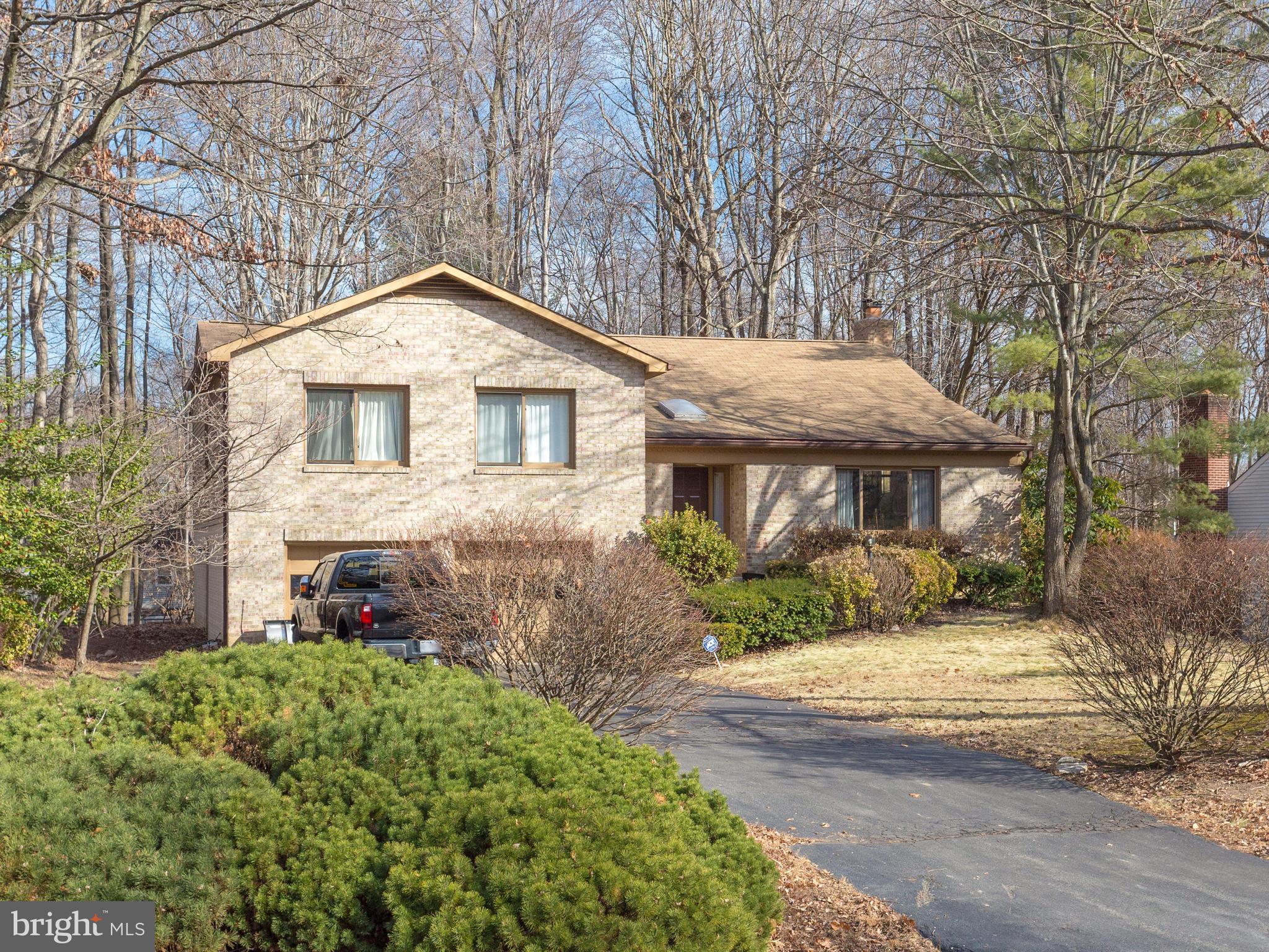 12995 Smoketown Road Woodbridge, VA 22192 - Photo 1 of 30 Exterior (Front)