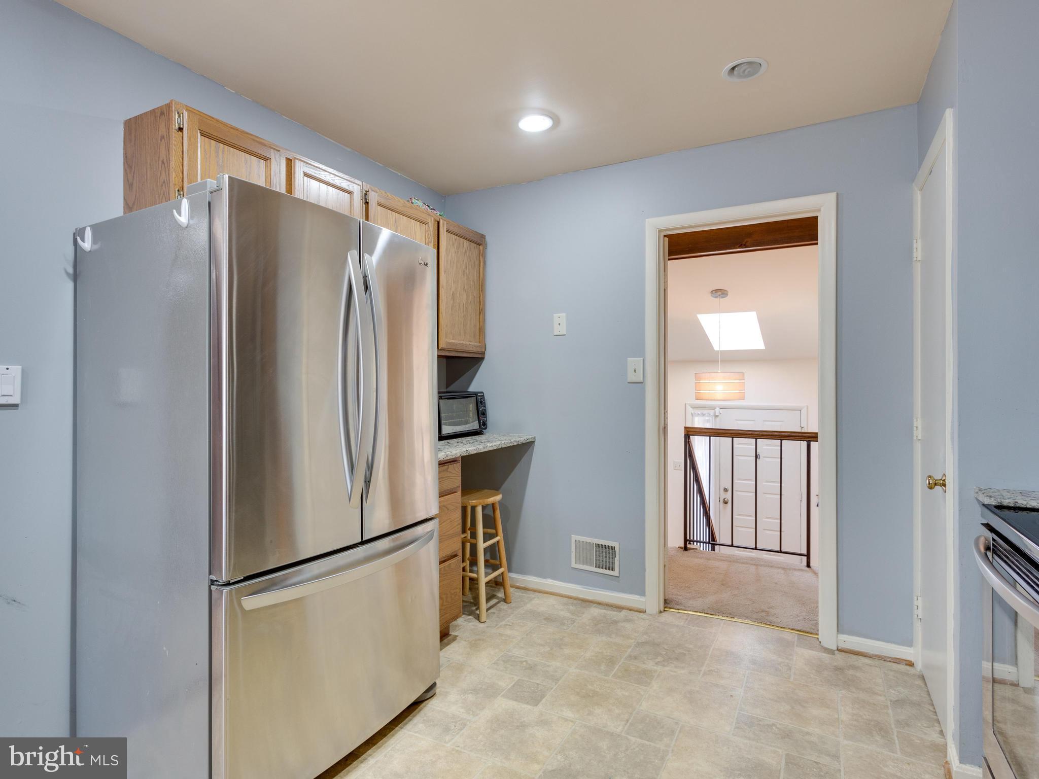12995 Smoketown Road Woodbridge, VA 22192 - Photo 8 of 30 Kitchen