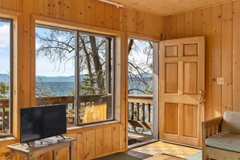 $9,000,000 | 7276 North Lake Boulevard, Tahoe Vista, CA 96148
