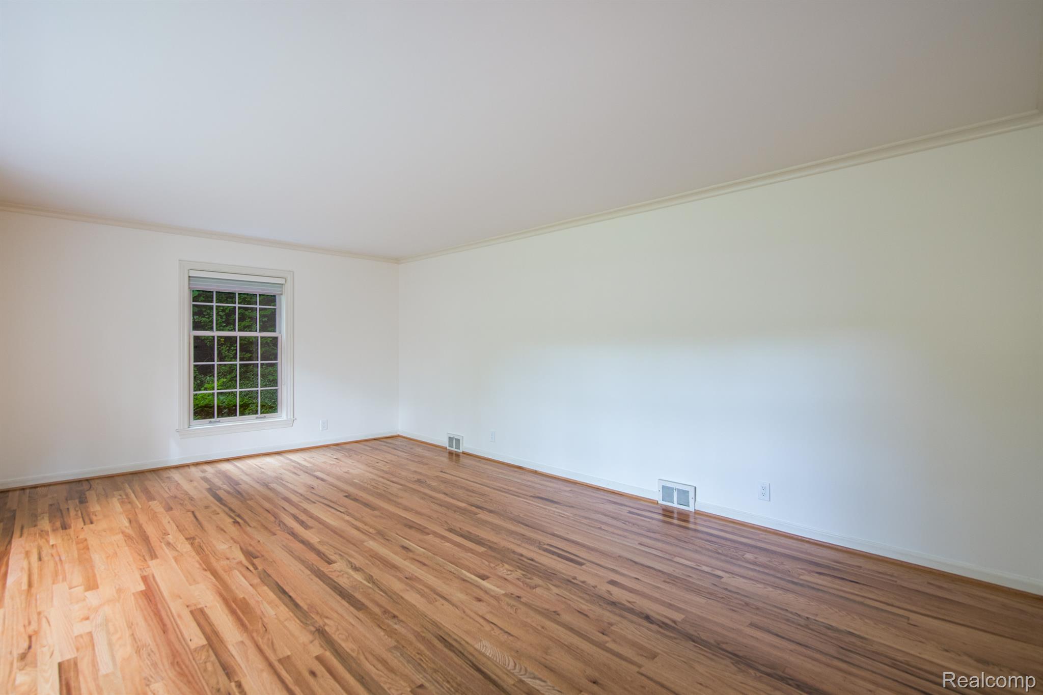 1024 Rock Spring Road Bloomfield Hills, MI 48304 - Photo 9 of 47 Gallery Image 9